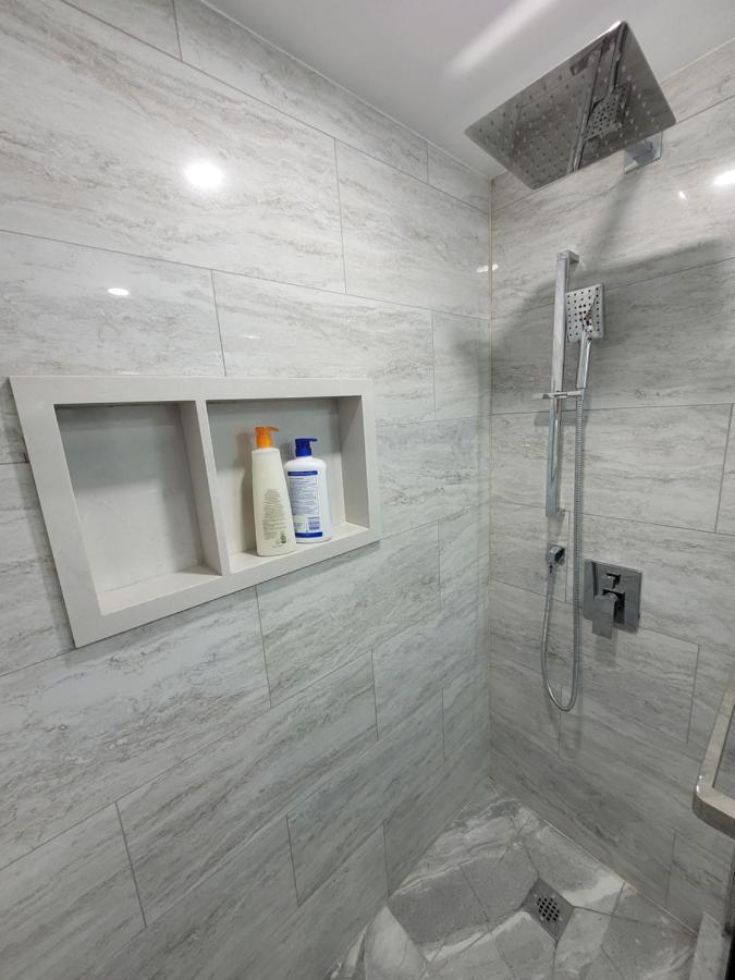 Guest House Basement - Master Bedrooms In Bayview Village Toronto Eksteriør billede